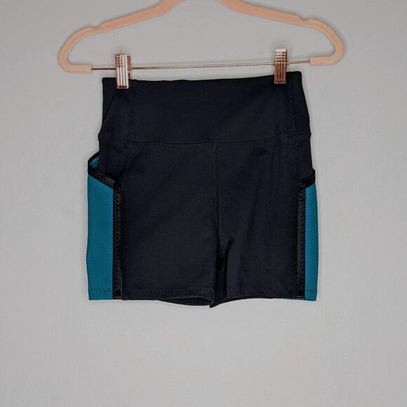 Free People Movement Black Ticket To Paradise Bike Shorts Size XS - Picture 1 of 6